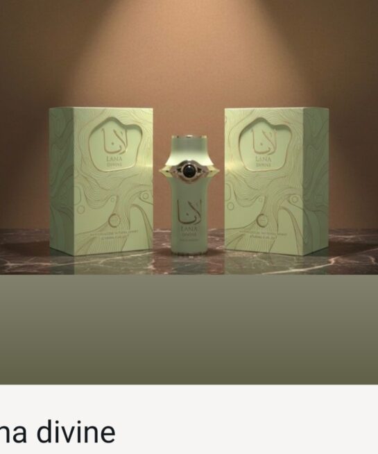 Lana Divine de Camara